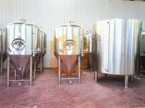 濟南中釀1到2噸小型啤酒廠(chǎng)發(fā)酵罐